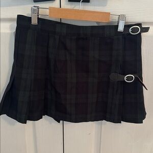 Brandy Melville Plaid Mini Skirt in Navy and Green